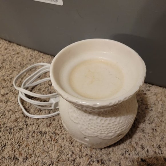 Scentsy Other Scentsy Heirloom Warmer Poshmark